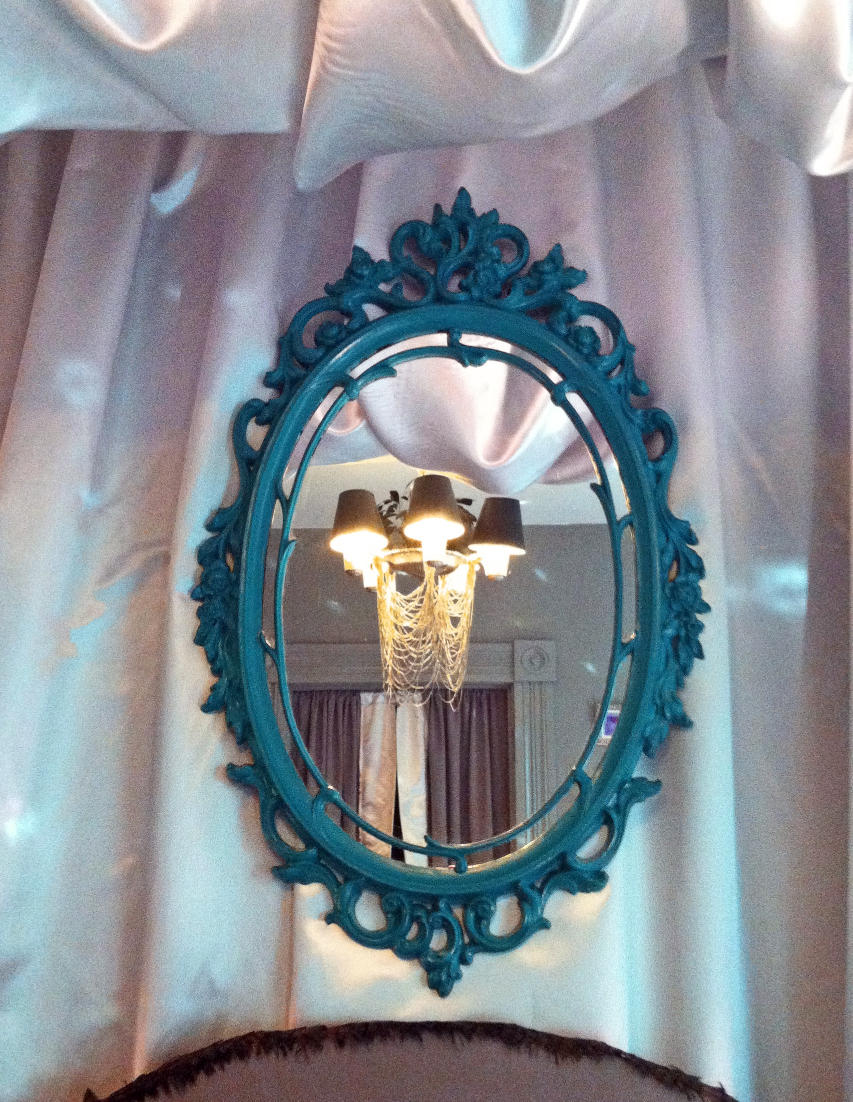 Cheap Mirror Make-over for the Rock Star Glam Bedroom (or, What a